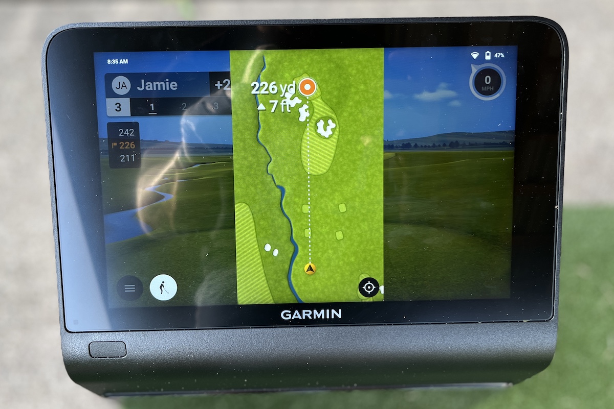 Garmin Approach R50 Launch Monitor Overhead Hole View Garmin Approach R50 Launch Monitor Overhead Hole View